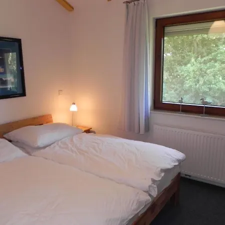 Prázdninový dům E19 Haus Mit Wintergarten, Terrasse Und Garten